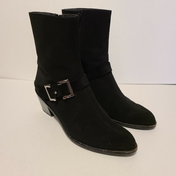 STUART WEITZMAN Gore-Tex Stretch Black Mid Heeled Ankle Bootie Size 7.5 w/Buckle - Picture 1 of 12